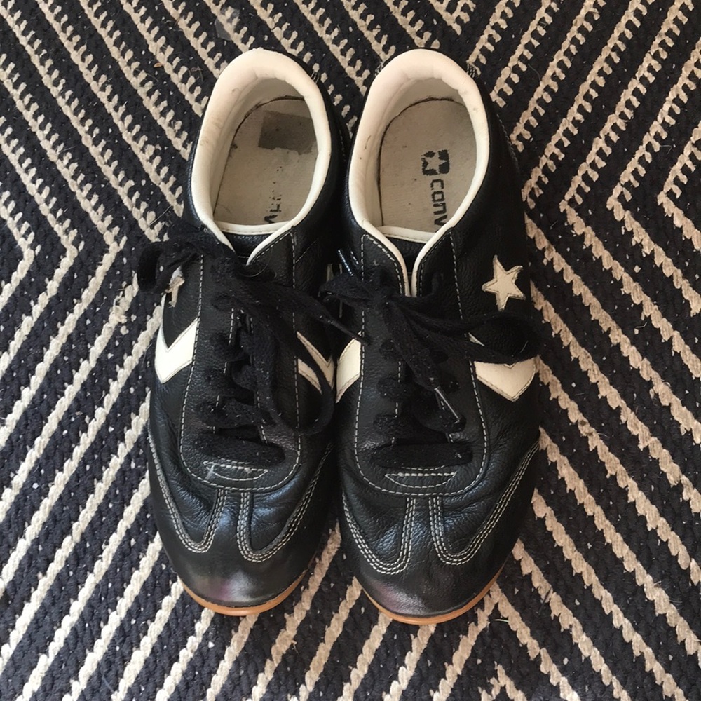 Converse black shoe, gently worn